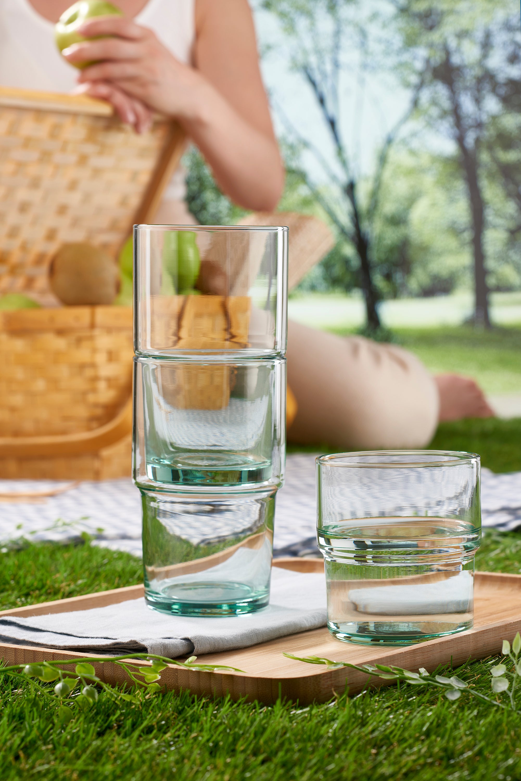 420204 - Pasabahce 440 ml Aware Hill Recycled Glass Stacking Tumblers - Green - Pack of Four