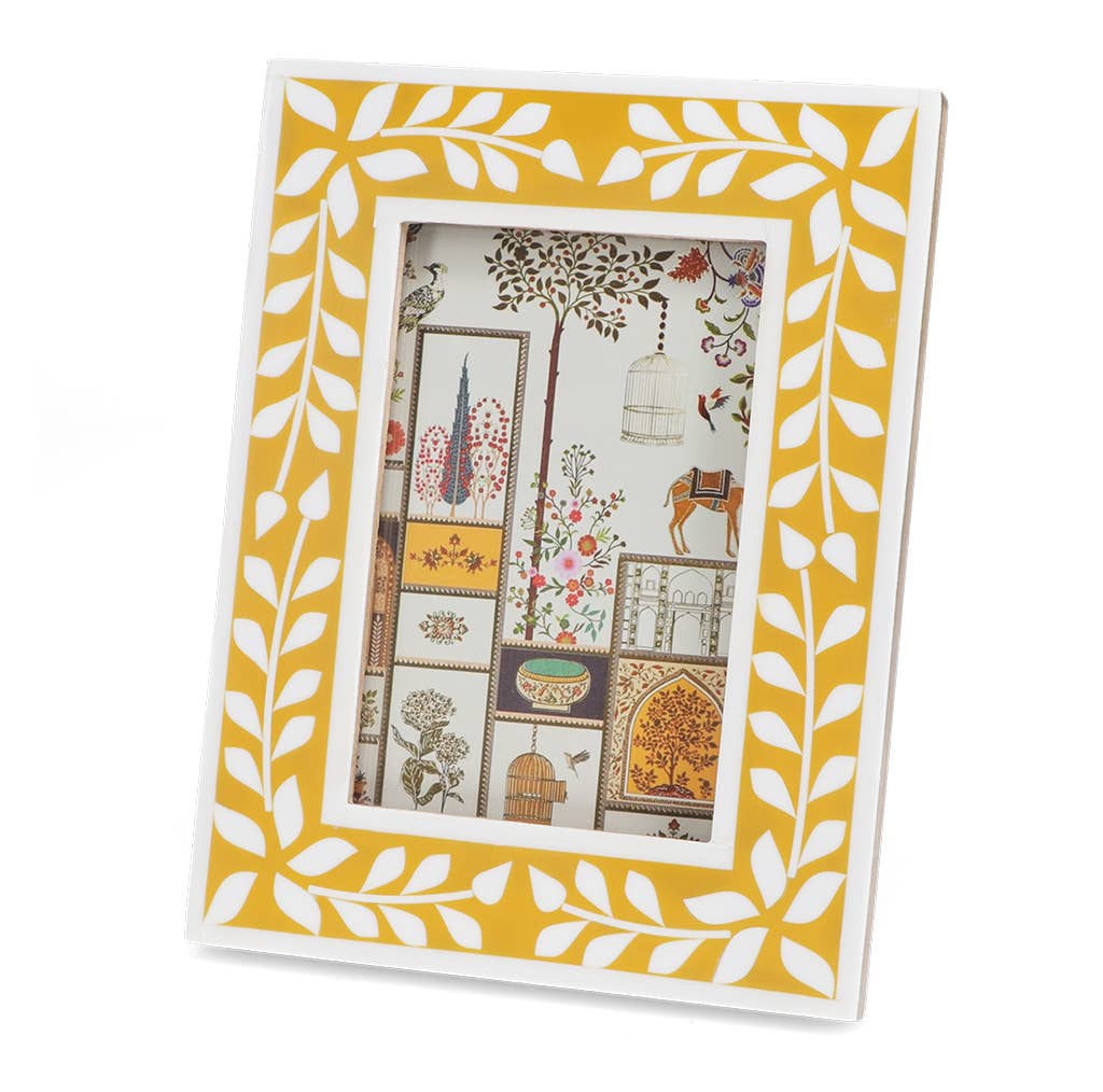 Resin picture frame (3.5" X 5.5") - Mustard yellow