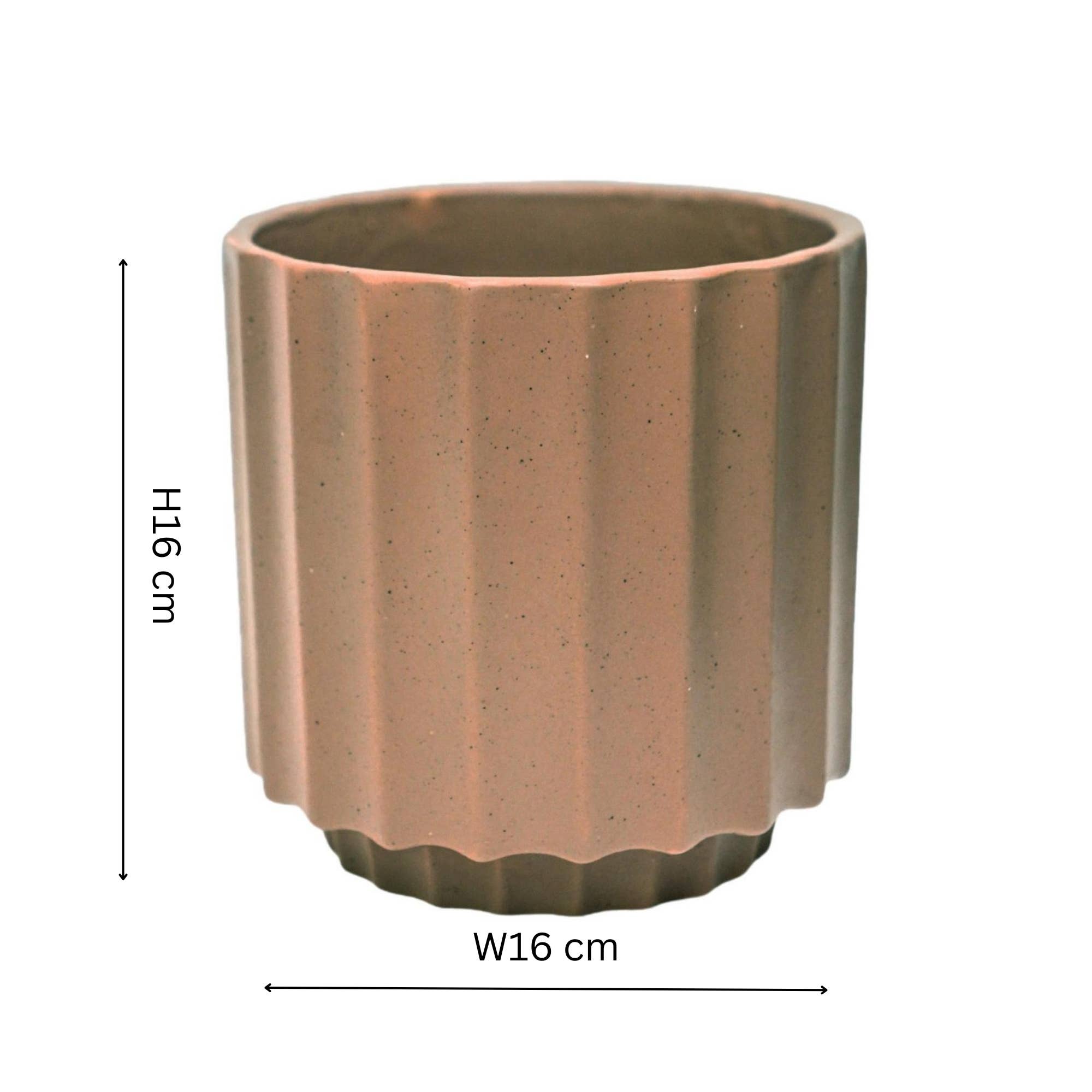 Bourton Scalloped Edge Ceramic Indoor Planter H16cm D16cm