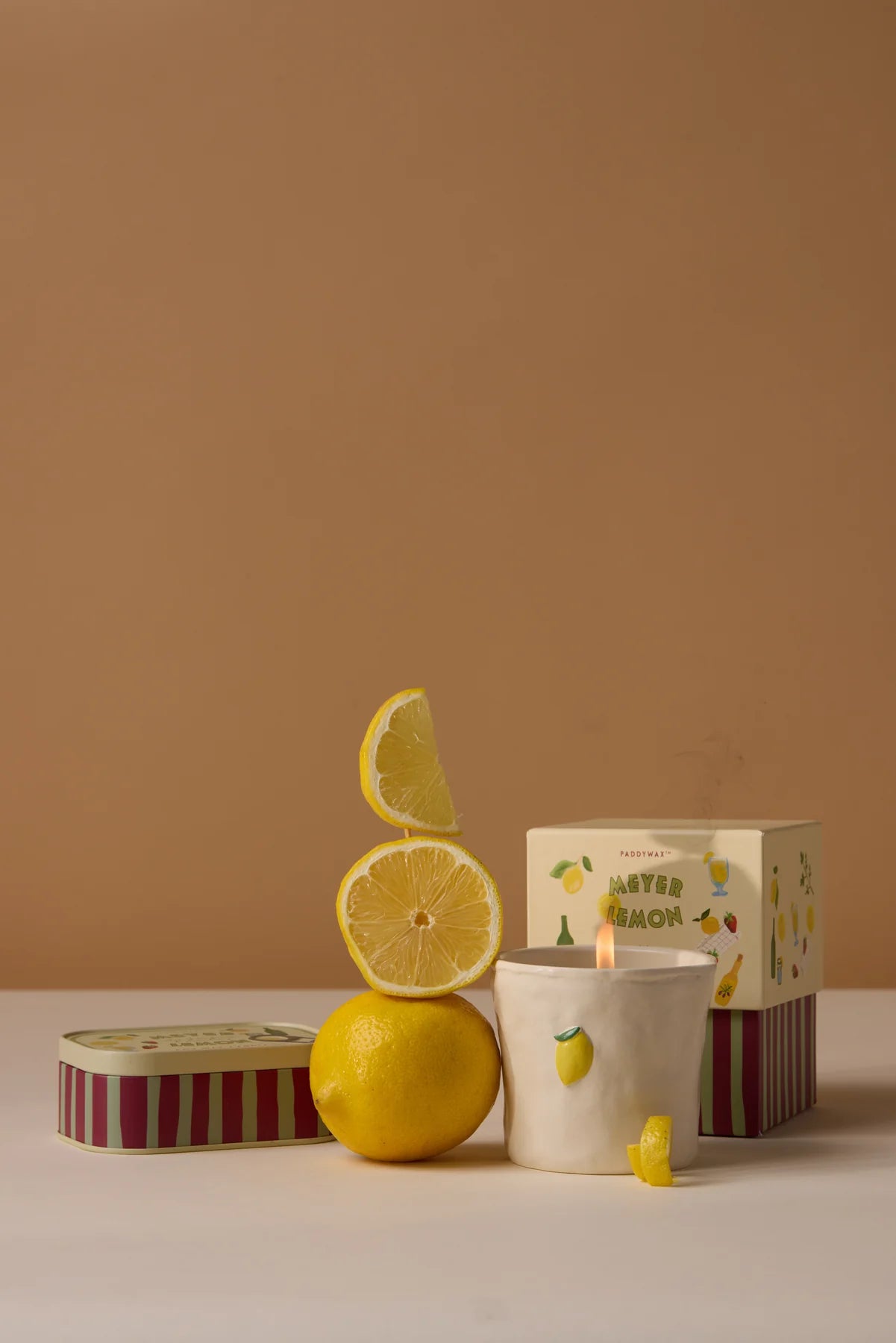 Bistro 4.5oz/127g Lemon Printed Tin Candle - Meyer Lemon