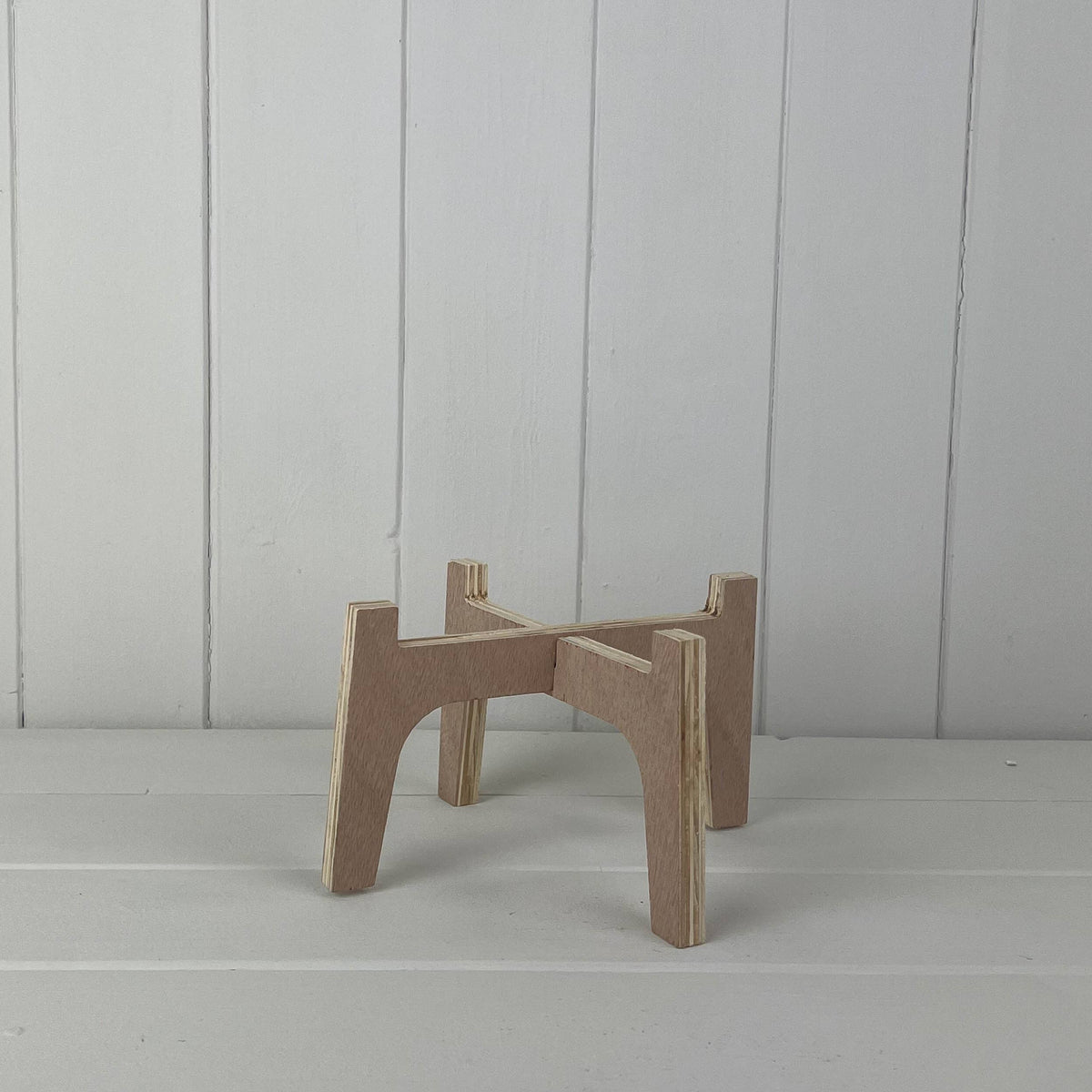 Natural Slot-Together Plant Stand For 14cm Pot