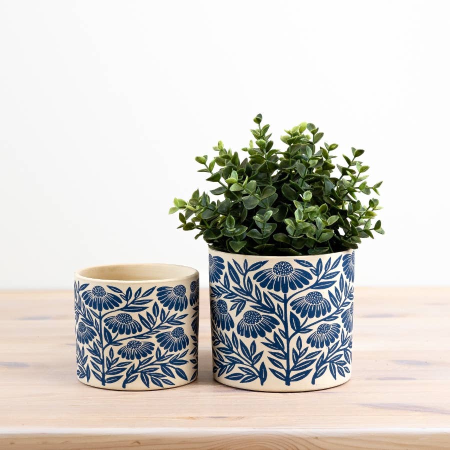 Small Flower Design Planter, 10.5cm